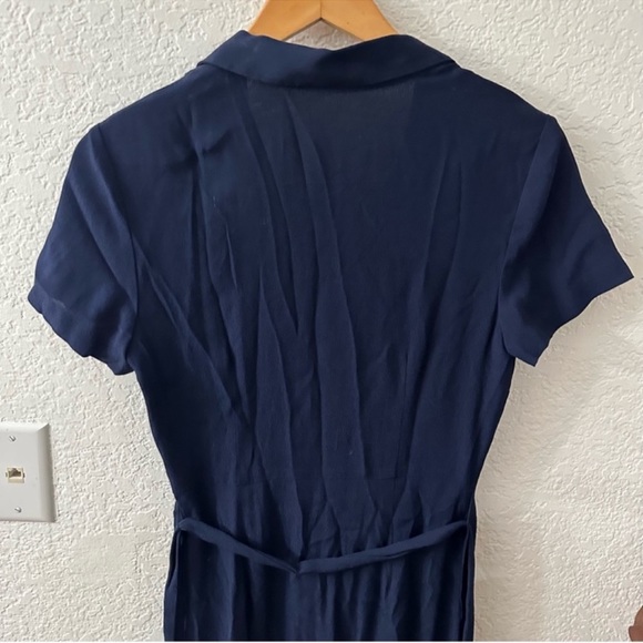 Aritzia Wilfred Button Down Dress

Size xs - Picture 12 of 13